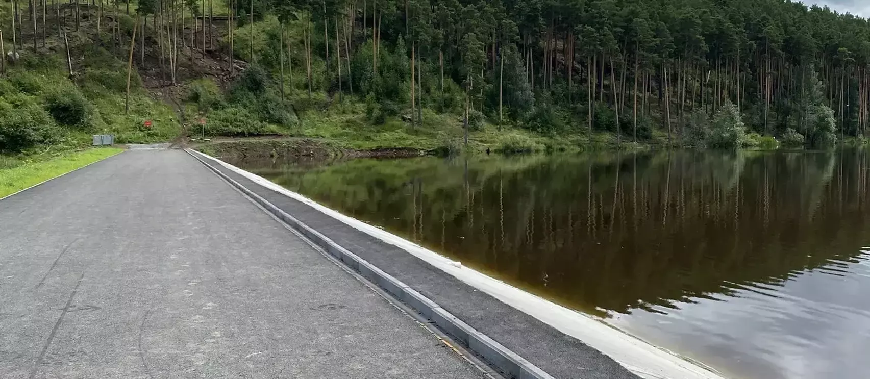 Водоотводные системы SteePro (класс E600) для капремонта плотины на реке Патрушиха в Екатеринбурге
